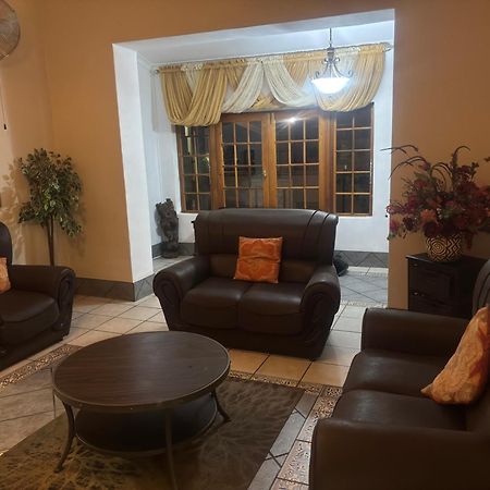 Rita'S Guesthouse Cc Vryheid Zewnętrze zdjęcie